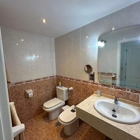 Lorcrimar Iii With Sea Views, Pool, Paddle Courts And Parking
