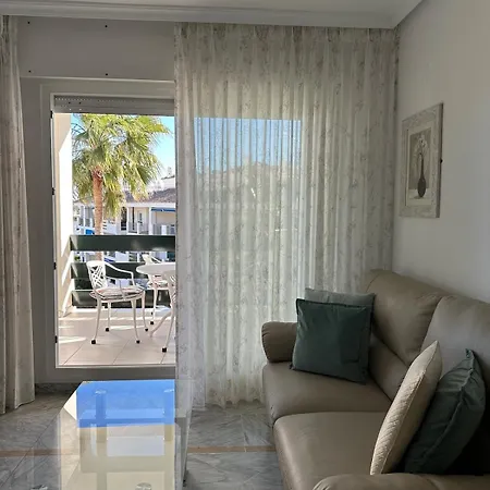 شقة Lorcrimar Iii With Sea Views, Pool, Paddle Courts And Parking