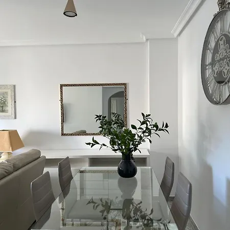 Lorcrimar Iii With Sea Views, Pool, Paddle Courts And Parking *