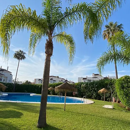 شقة Lorcrimar Iii With Sea Views, Pool, Paddle Courts And Parking ماربيا